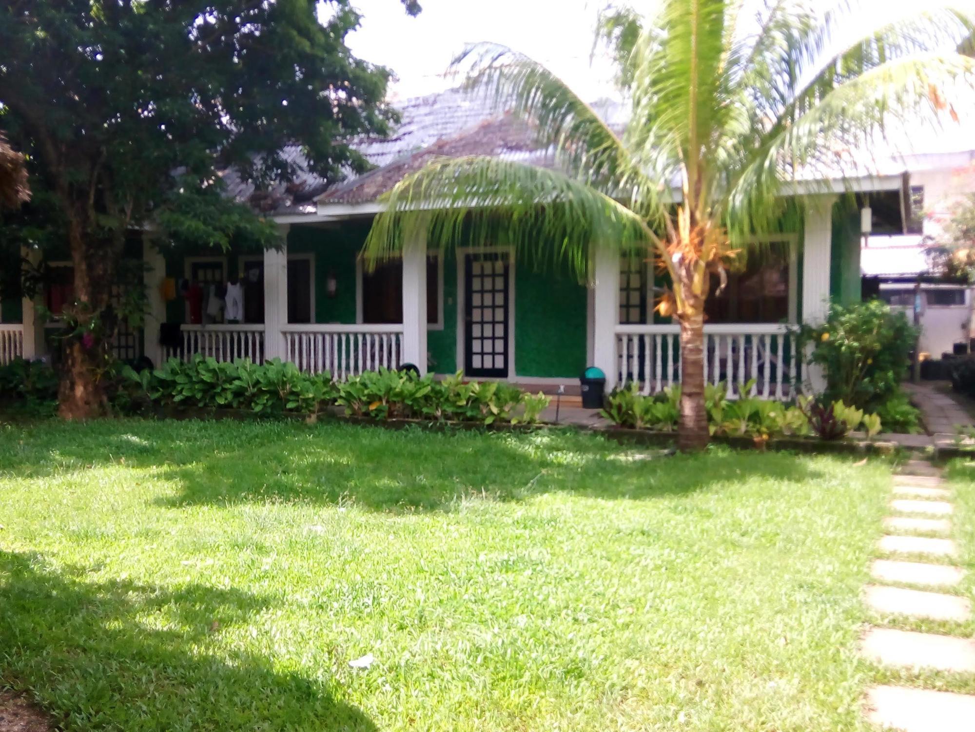 Villa Criselda Resort Balabag  Exteriör bild
